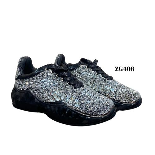 Tenis negro apliques plateado brillantes